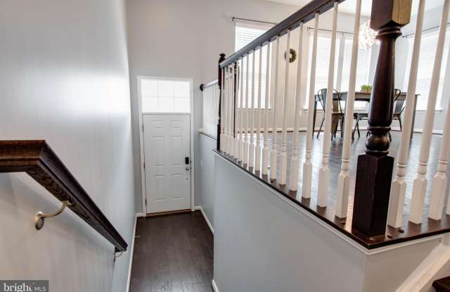 7718 CRESAP LANE Gallery 4