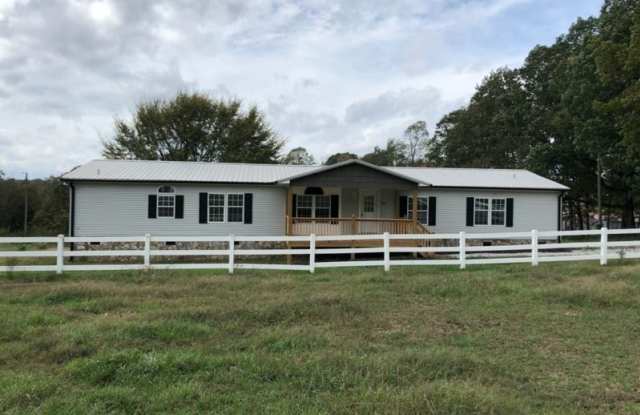 7593 Monbo Rd - 7593 Monbo Road, Catawba County, NC 28609