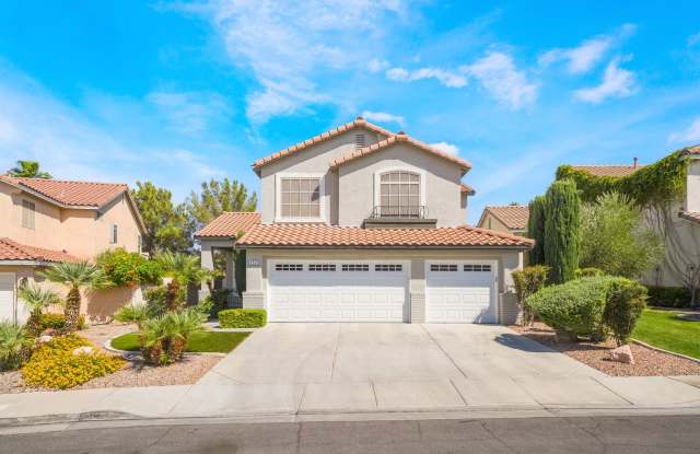 Spacious Green Valley Ranch Home with Private Pool & Balcony! Gallery 1