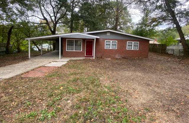 **ON HOLD**Total Electric East Columbus 4 Bedroom/1 Bathroom Home for Rent*** photos photos