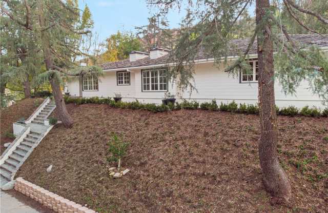 5203 Saddle Creek Road Gallery 2