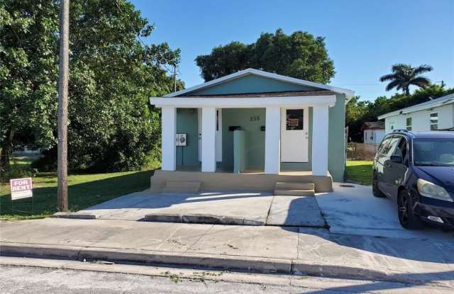 258 Adams Place photos photos
