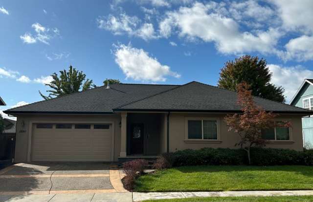 3 Bedroom 2 Bath Home in Central Point! photos photos 3 Bedroom 2 Bath Home in Central Point! photos photos