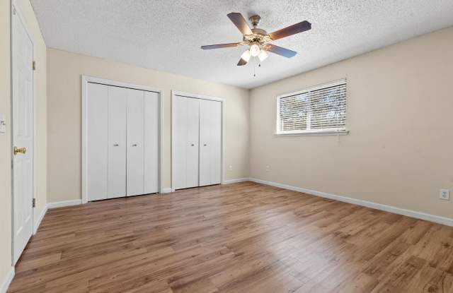 MANDARIN TOWNHOME READY FOR YOU!!! - 11259 Shady Glen Drive, Jacksonville, FL 32257