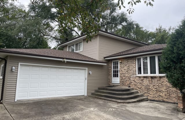 4500 Main Street - 4500 Main Street, Lisle, IL 60532
