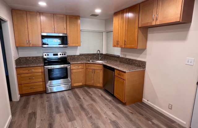 NICE HOME IN CARMICHAEL WITH POOL & SPA!! Gallery 3