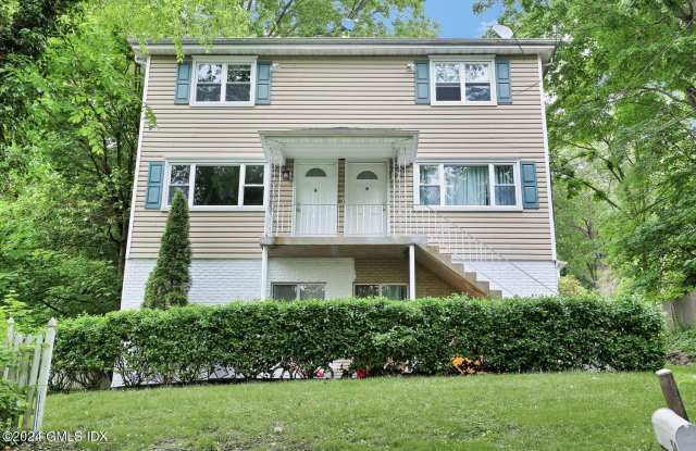 5 Green Lane - 5 Green Lane, Pemberwick, CT 06831