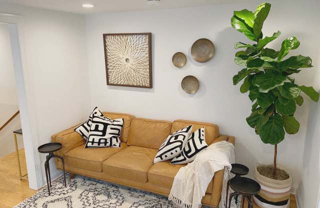 331 53rd Ave, N Gallery 2