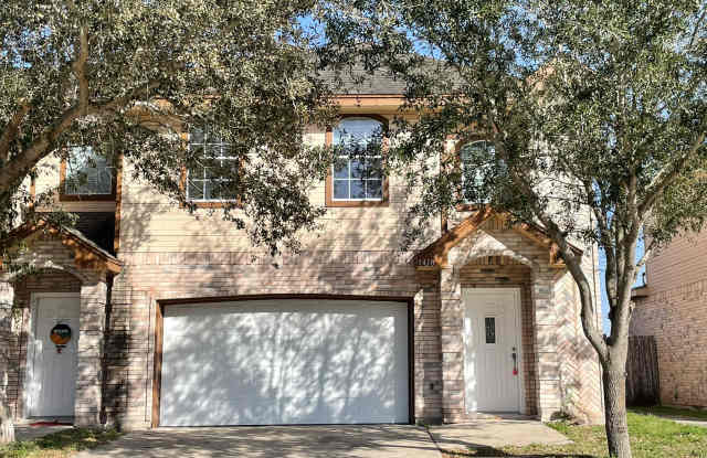 1515 Phoenix St - 1515 Phoenix Street, Edinburg, TX 78541
