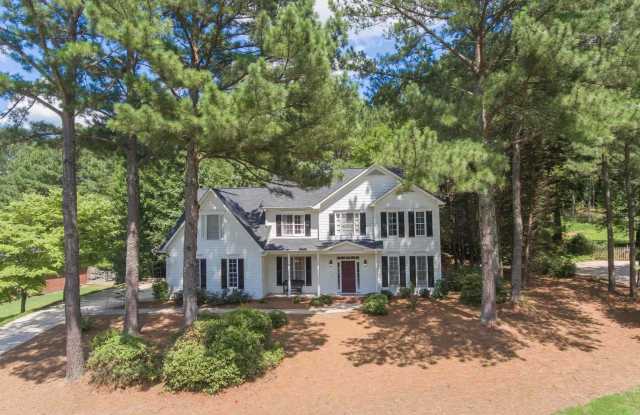 135 Lakemont Circle - 135 Lakemont Circle, Fayetteville, GA 30215