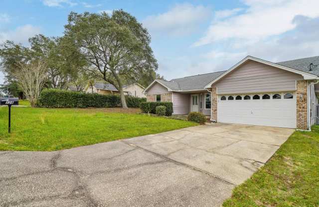 128 Drewson Drive, Crestview photos photos