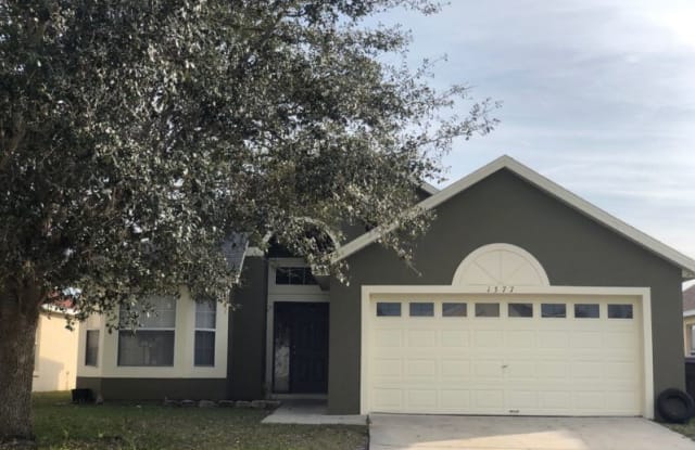 1377 Sierra Cir - 1377 Sierra Circle, Kissimmee, FL 34744