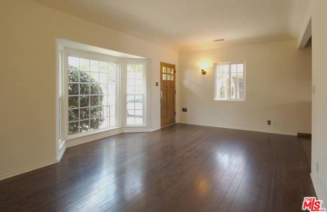 3032 GLENHURST Avenue Gallery 2