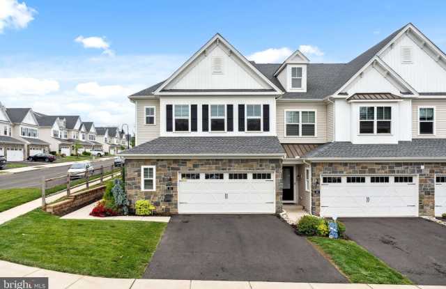 38 LACEY LANE photos photos