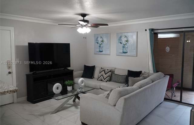 9938 S Belfort Cir Gallery 4