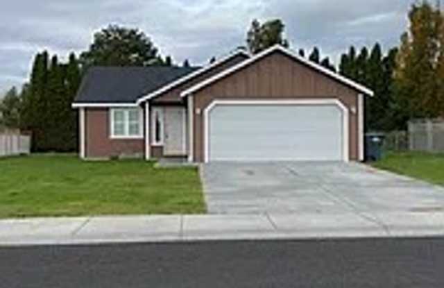 3 Bedroom House for rent Gallery 1