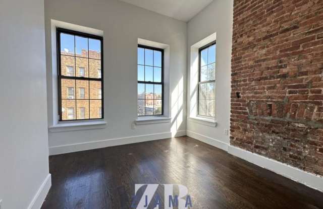 3021 Tilden Avenue Gallery 4