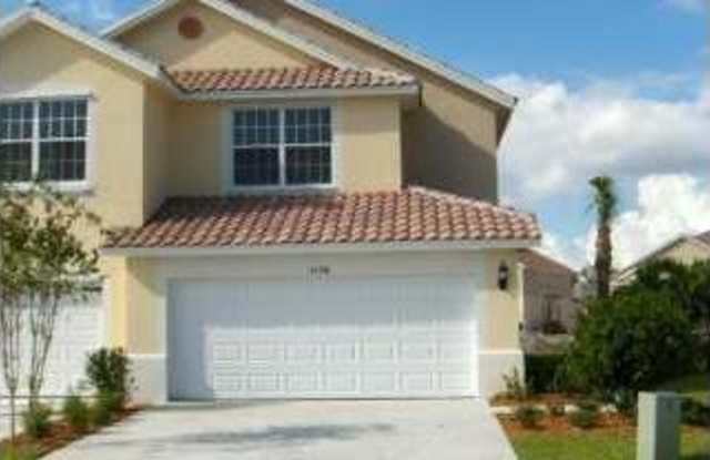 1176 Pinewood Lake Court photos photos