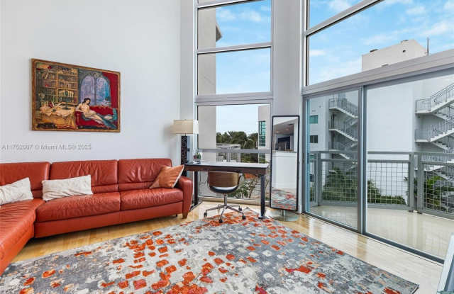 7728 Collins Ave photos photos