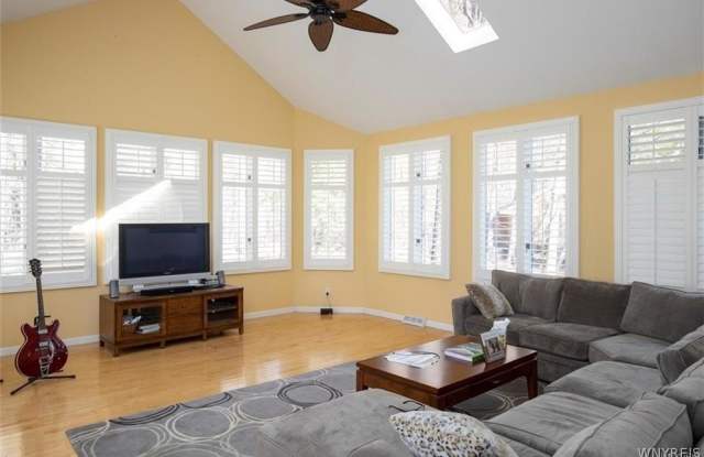 8388 Black Walnut Drive Gallery 3