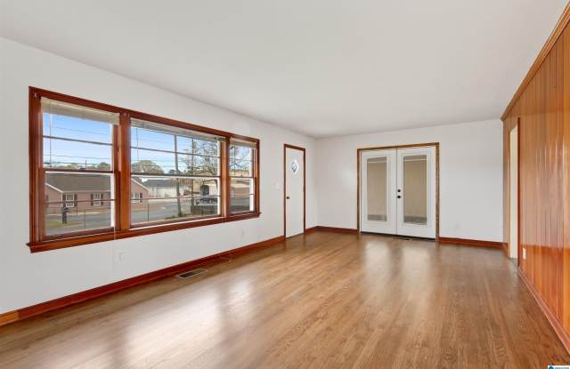 2518 20TH AVENUE Gallery 4