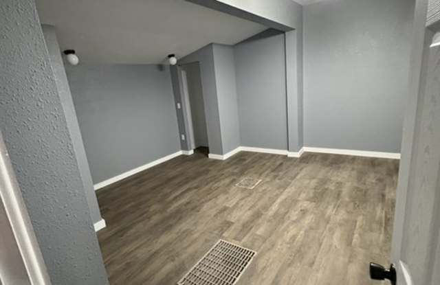 34 3rd St - 34 3rd Street, Shelby, OH 44875