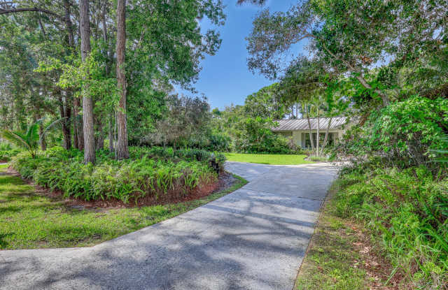 5548 Shirley Drive photos photos 5548 Shirley Drive photos photos