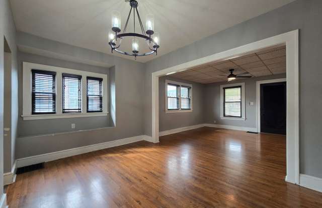 2 Bedroom Single Family Home for Lease! Gallery 4