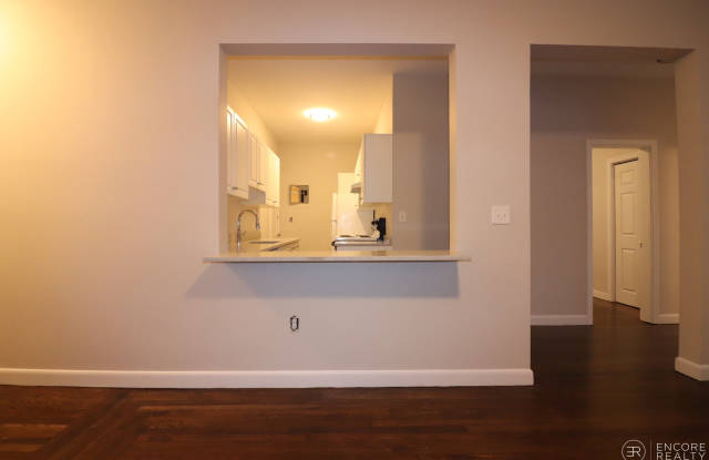11 Stearns Rd Gallery 3