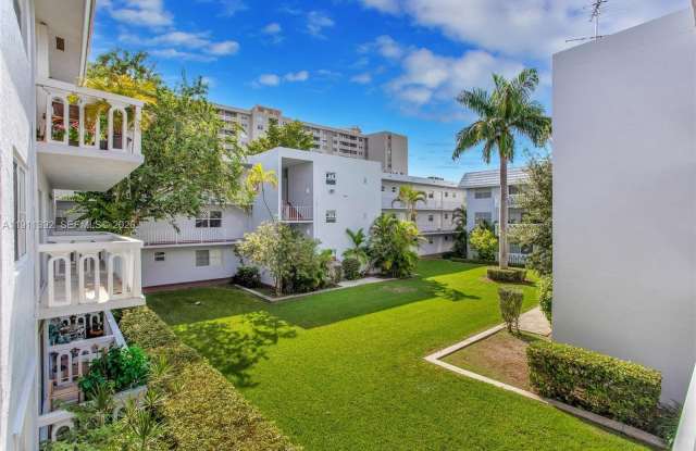 100 Edgewater Dr photos photos