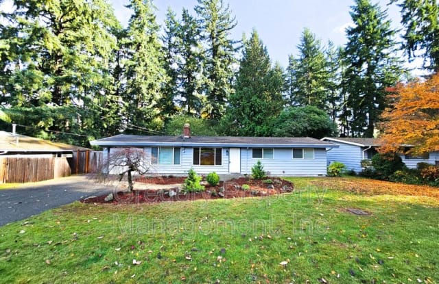 7840 135th Ave NE - 7840 135th Avenue Northeast, Redmond, WA 98052