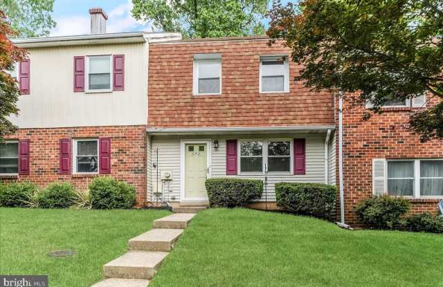 372 WELLS TERRACE photos photos