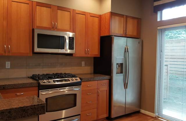 2106 Yakima Court Gallery 4
