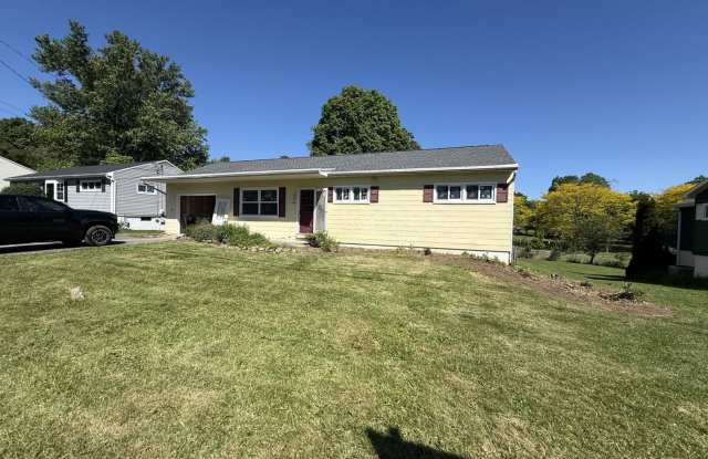 Updated Ranch in Overlook Heights! photos photos