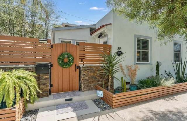 818 7th St - 818 7th Street, Coronado, CA 92118