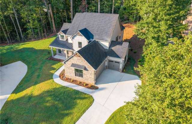 7252 Creekside Way Gallery 2