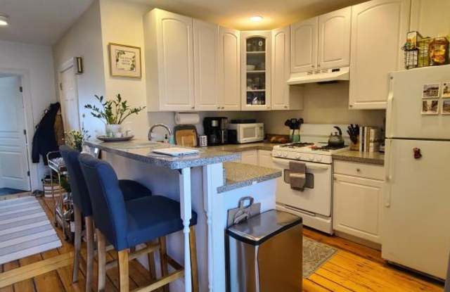 175 Bowen St. photos photos