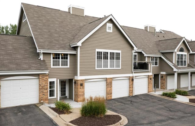 6165 Chasewood Parkway - 6165 Chasewood Parkway, Minnetonka, MN 55343
