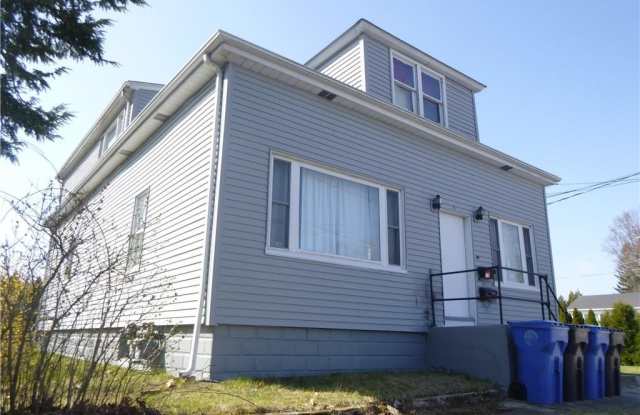 5 Pomham Shore - 5 Pomham Street, Cranston, RI 02910
