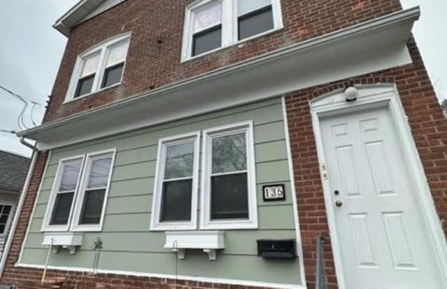 135 Elizabeth Street - 135 Elizabeth Street, East Stroudsburg, PA 18301