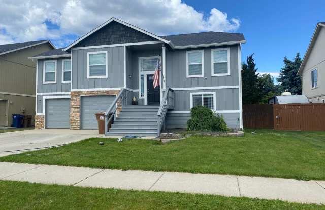 Beautiful 4-bedroom 2.5 bath home located on 5-mile prairie available for move in July 18th photos photos