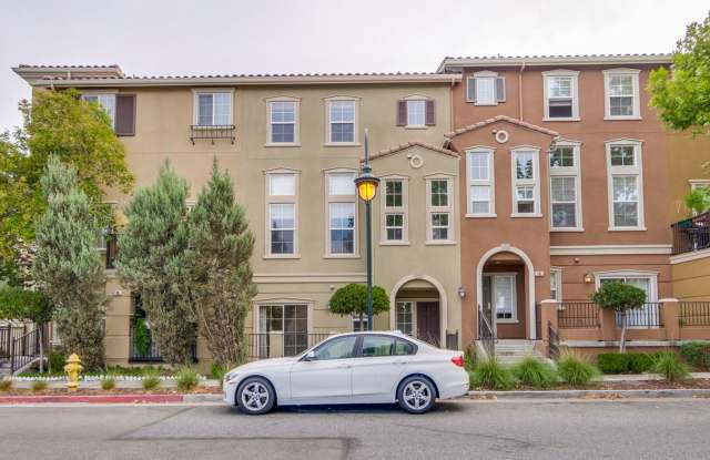 Modern Communication Hill Townhome | Panoramic Mountain Views photos photos