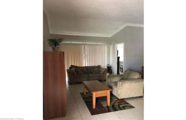 4851 Vilabella Drive Gallery 3
