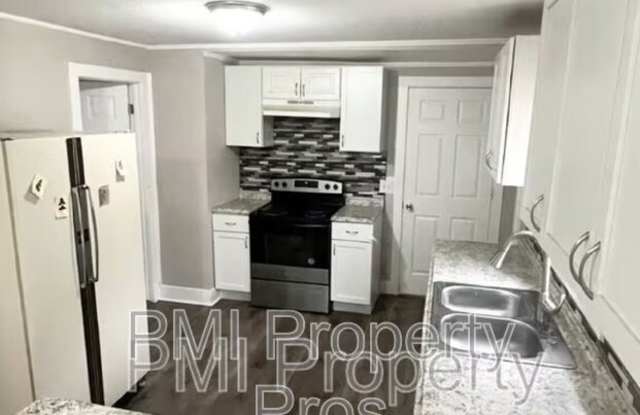 4678 N 49th St photos photos
