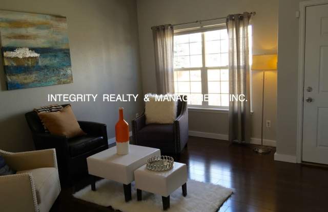 4290 Ravenswood Ct Gallery 4