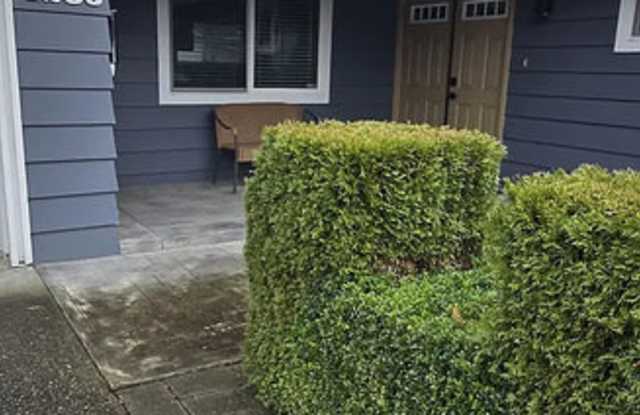 1258 170th Ave NE - 1258 170th Avenue Northeast, Bellevue, WA 98008