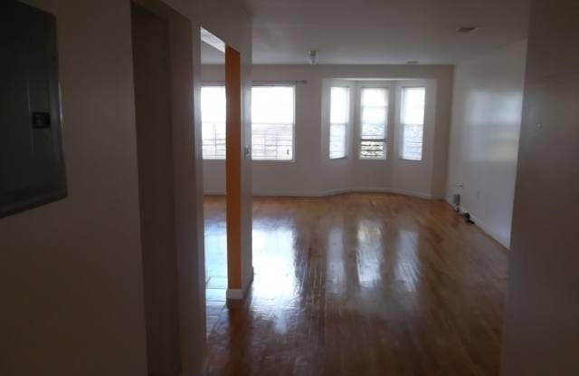 434 South 12th Gallery 2