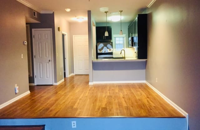 142 West End Place - 142 West End Avenue, Nashville, TN 37205