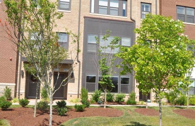44892 TIVERTON SQUARE - 44892 Tiverton Square, Ashburn, VA 20147
