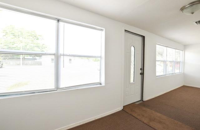 1808 Bates Avenue Gallery 4